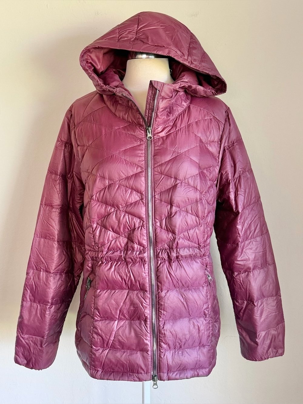 Athleta Packable Quilted Puffer Jacket with Hood, Cinch Waist, Burgundy, Sz L